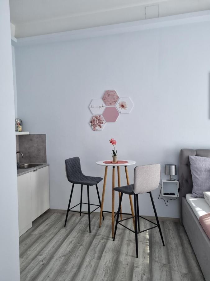 Eden City Home Gyor Exterior photo